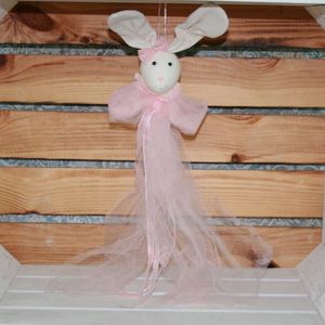 Hasen-Mädchen mit Tüll